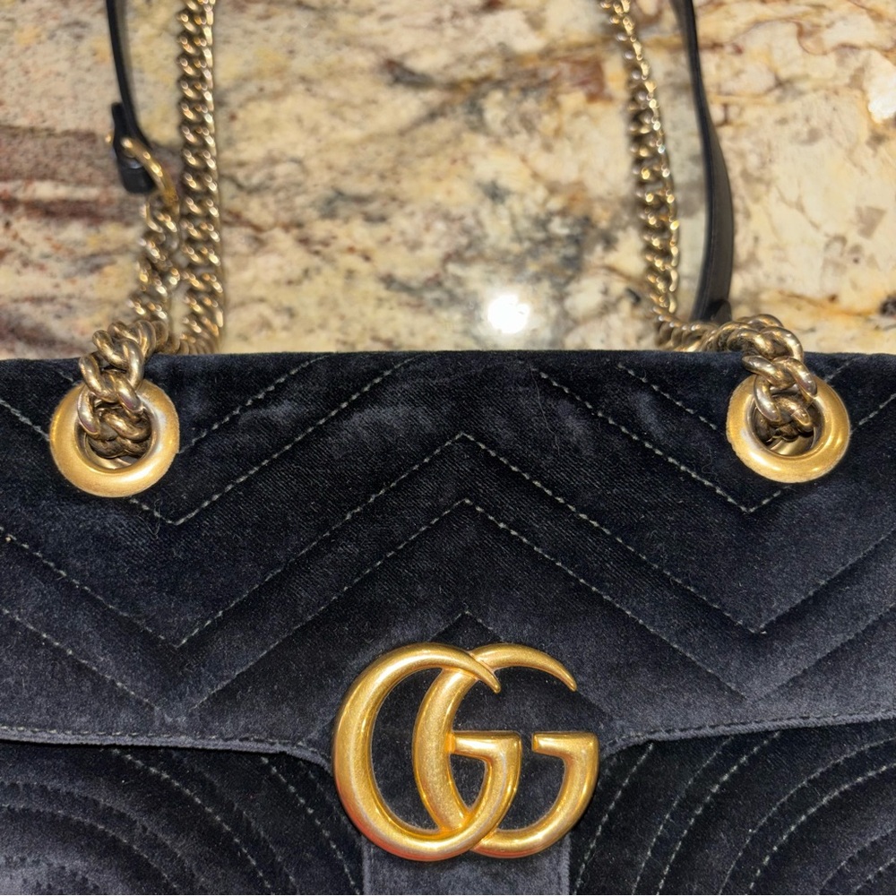 Gucci Black Velvet Marmont Shoulder Bag GG Authentic - Picture 5 of 10